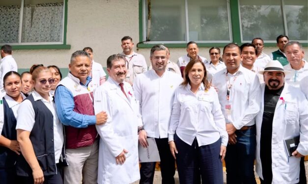 Daniel Cortina acompaña a Rocío Nahle en gira de trabajo por Tuxpan