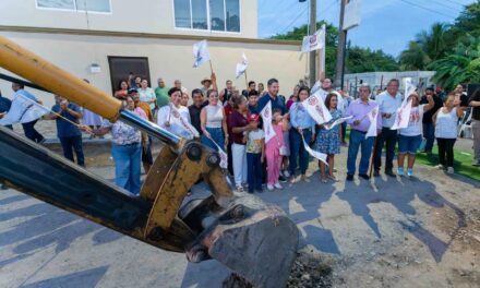 INICIA GOBIERNO DE TUXPAN CONSTRUCCIÓN DE GUARNICIONES Y BANQUETAS EN LA COLONIA ARBOLEDA