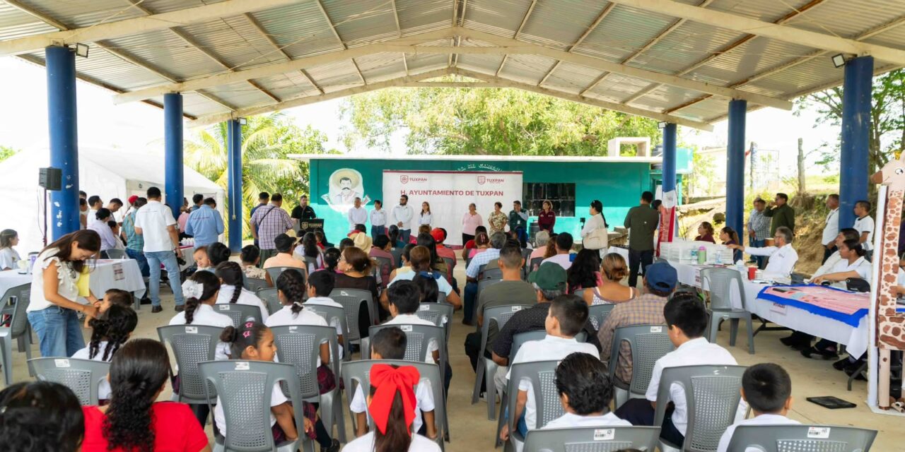 LLEVA AYUNTAMIENTO DE TUXPAN JORNADA MULTIDISCIPLINARIA DE SALUD A BOCA DEL MONTE