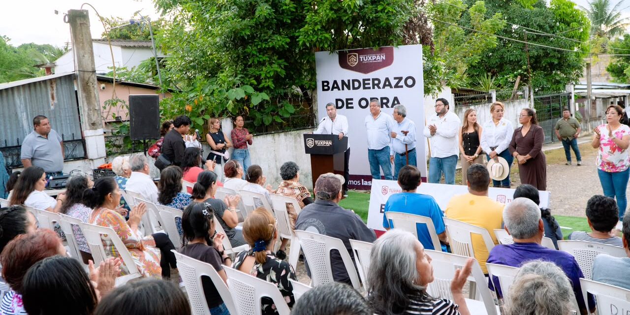 TUXPAN: PAVIMENTACIÓN, BANQUETAS Y GUARNICIONES PARA LA CALLE JUAN DE LA BARRERA, EN LA COLONIA LIBERTAD DE ALTO LUCERO