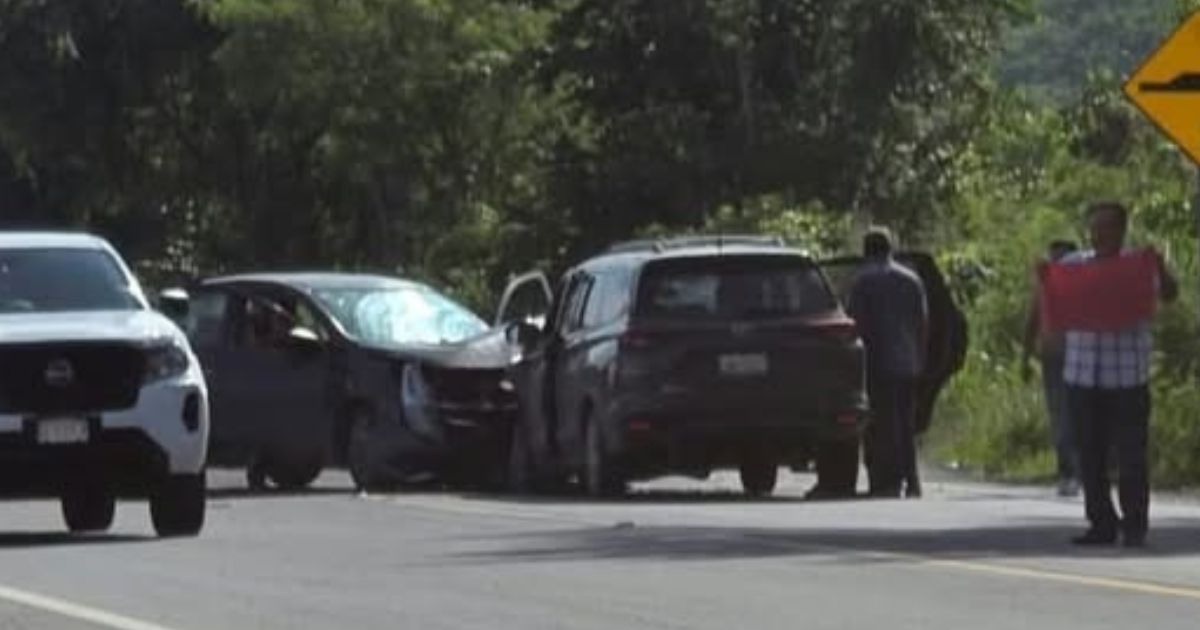 Accidente vial sobre la carretera Álamo-Tihuatlán
